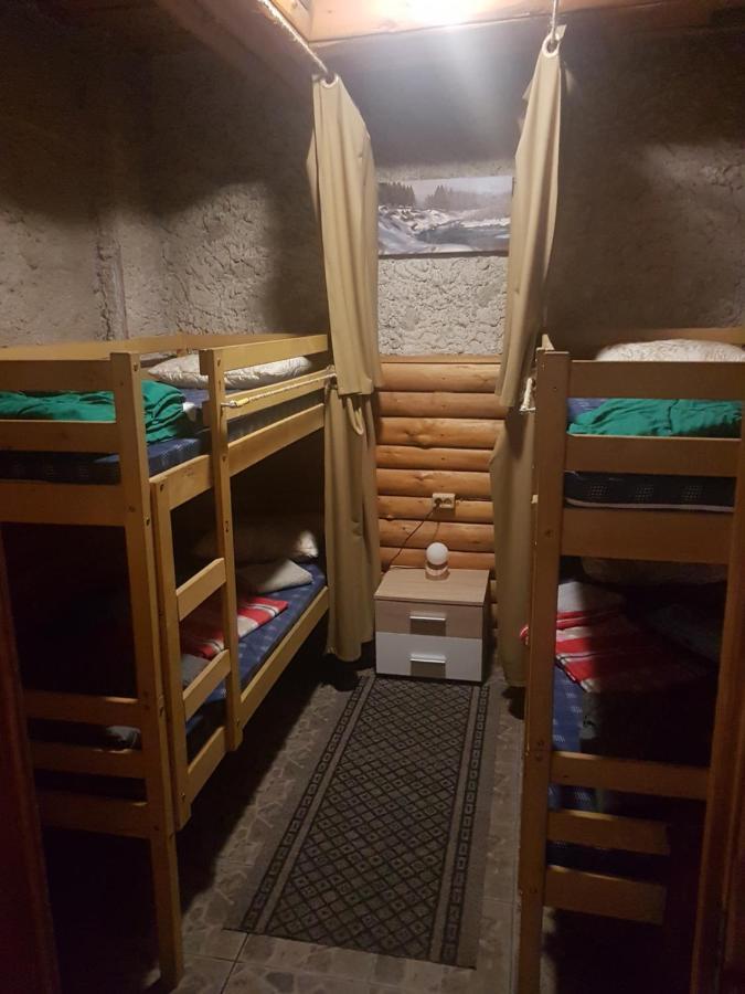 Hostel P33 ทาลลินน์ ภายนอก รูปภาพ